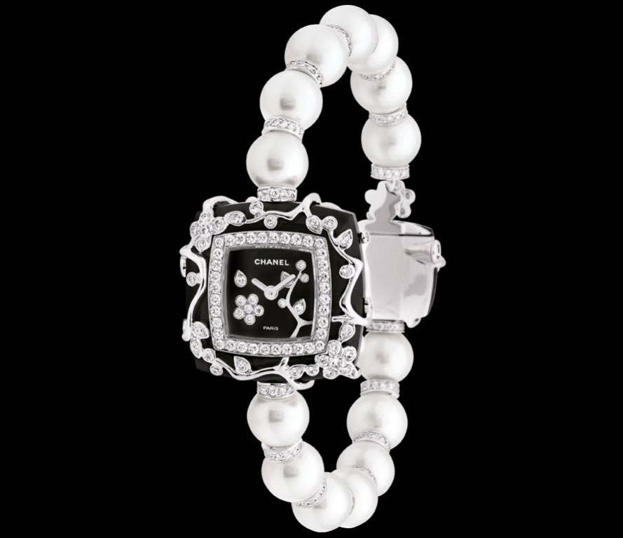 luxury-watch-for-women-7 22 Dazzling Valentine's Day Gifts for Women