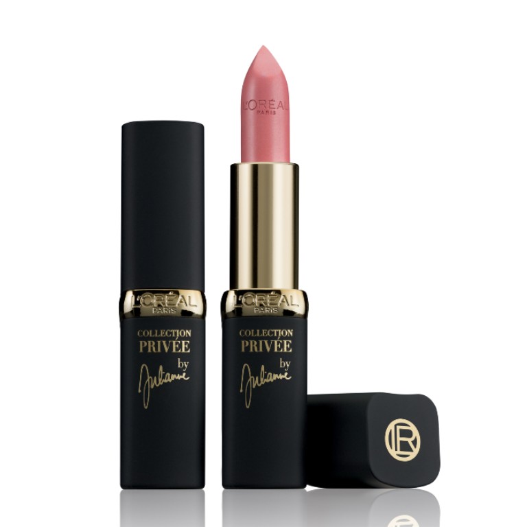makeup 22 Dazzling Valentine's Day Gifts for Women