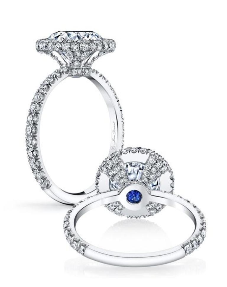 stunning-engagement-ring-12 22 Dazzling Valentine's Day Gifts for Women