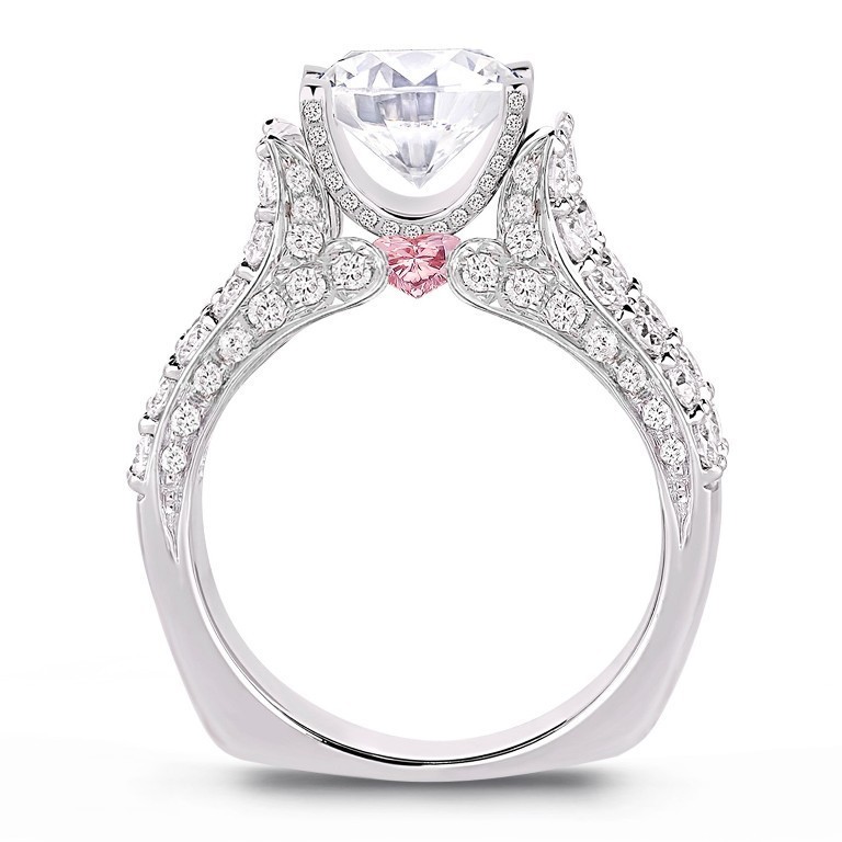 stunning-engagement-ring-15 22 Dazzling Valentine's Day Gifts for Women