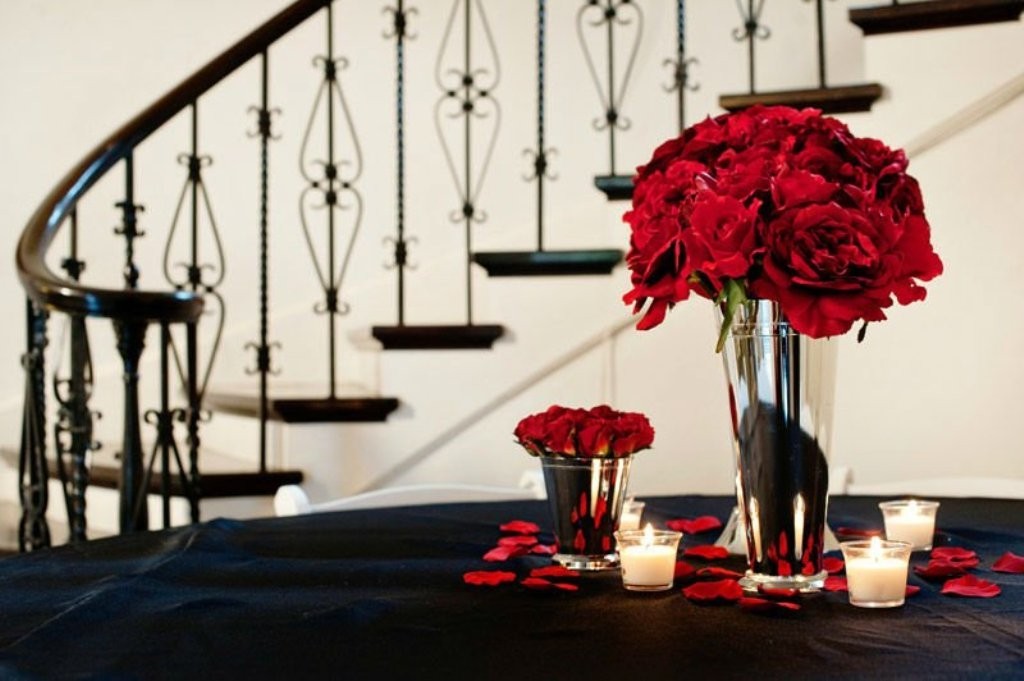 valentines-day-centerpieces-6 61 Awesome Valentine's Day Decoration Ideas