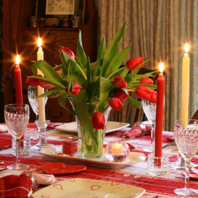 valentines-day-table-decoration-ideas-15 61 Awesome Valentine's Day Decoration Ideas
