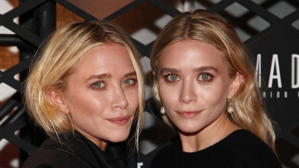 Mary-Kate-and-Ashley-Olsen 5 Celebrities Who Have an Identical Twin