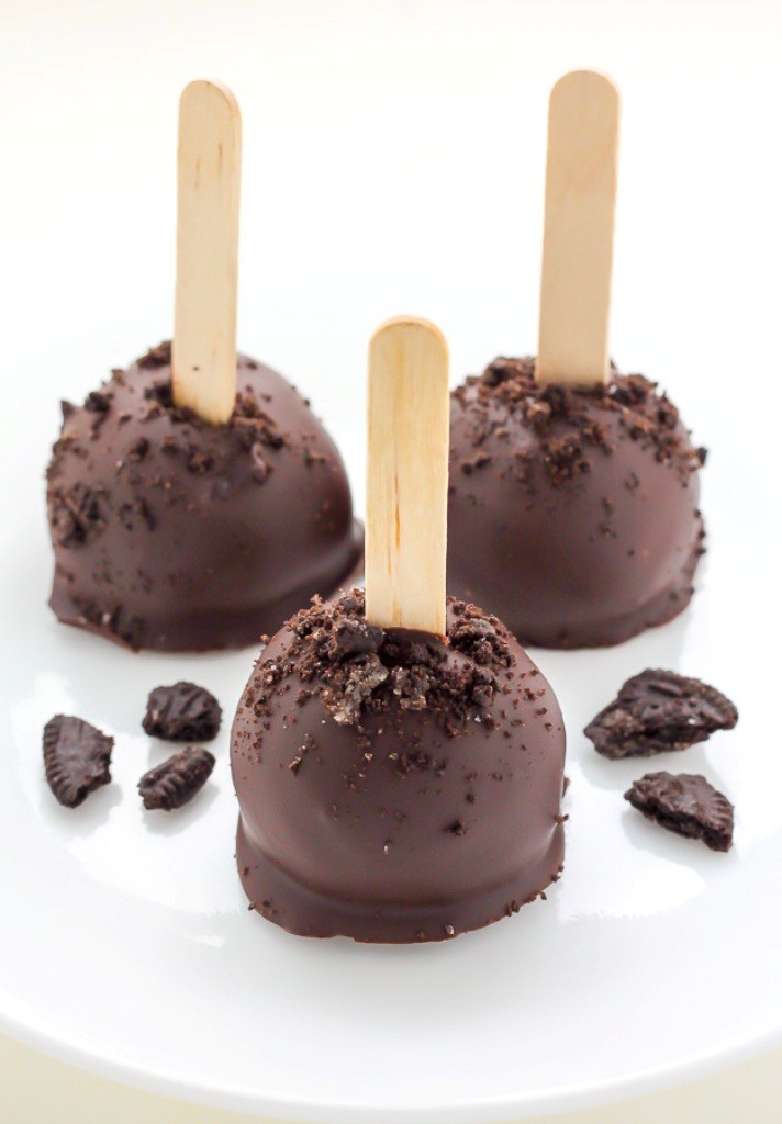 65 Most Romantic Valentine's Day Chocolate Treat Ideas 23 Oreo Truffles (3)