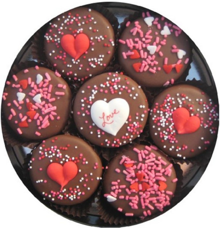 65 Most Romantic Valentine's Day Chocolate Treat Ideas 28 chocolate covered oreo cookies (3)