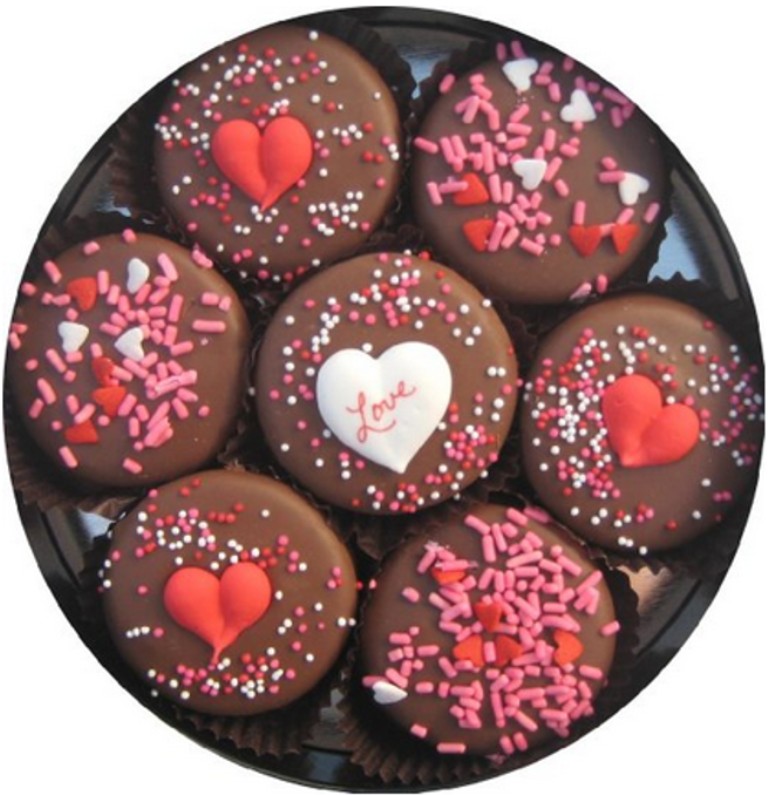 chocolate-covered-oreo-cookies-3 65 Most Romantic Valentine's Day Chocolate Treat Ideas