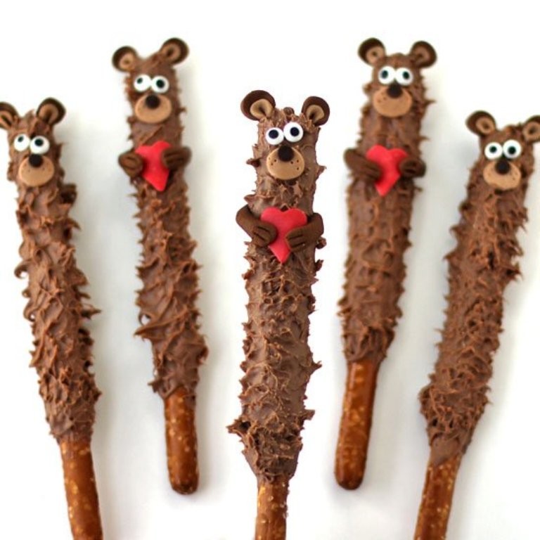 65 Most Romantic Valentine's Day Chocolate Treat Ideas 30 chocolate covered pretzels