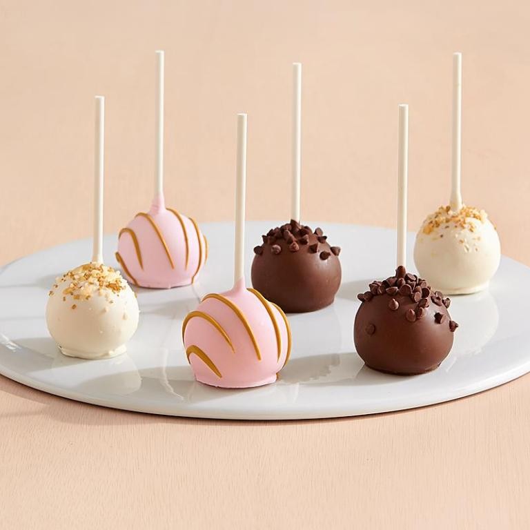 valentines-day-cake-pops-7 65 Most Romantic Valentine's Day Chocolate Treat Ideas