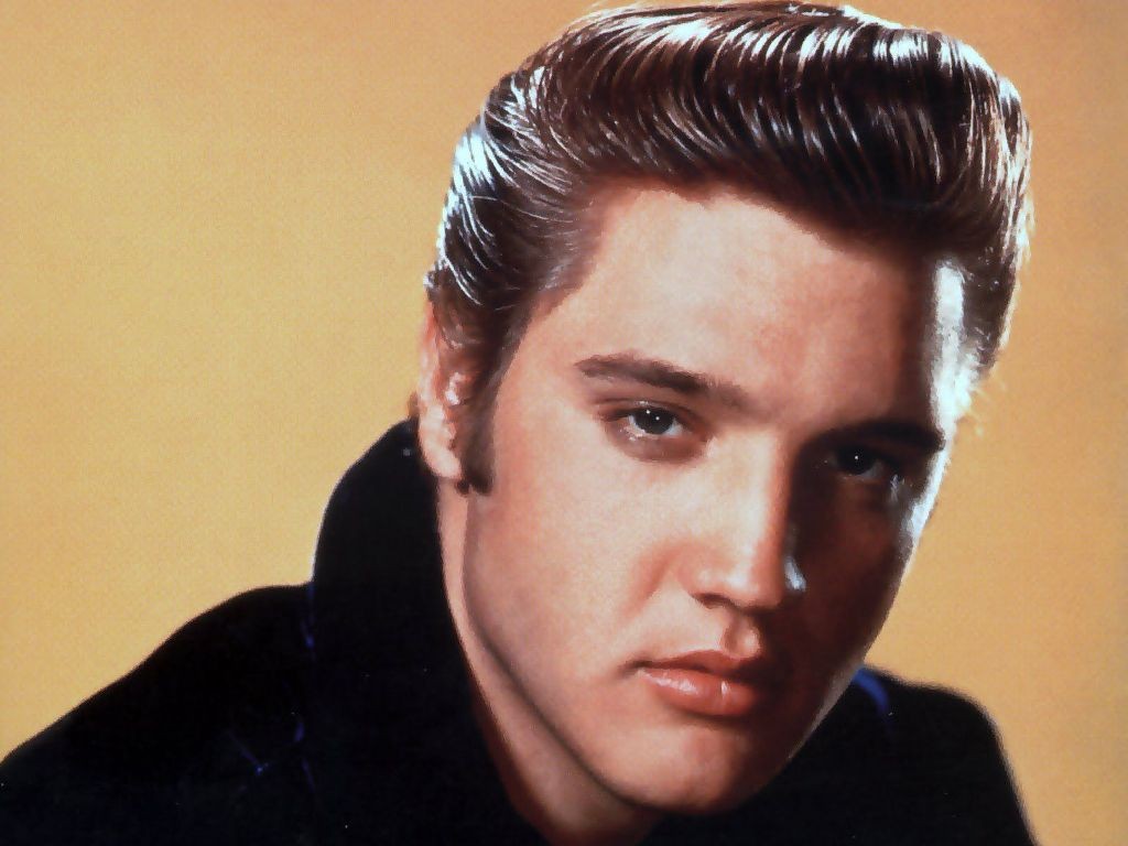 Elvis-Presley-10 13 Shocking Secrets You Don't Know about "Elvis Presley"