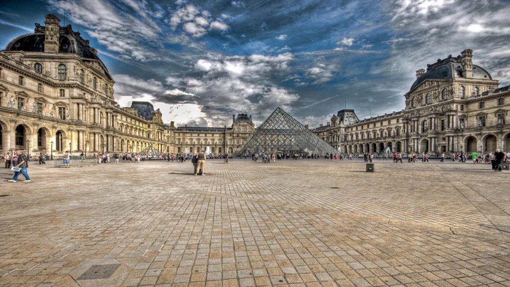 5 Places You Must Visit If You Will Travel To Paris 15 The-Louvre-10