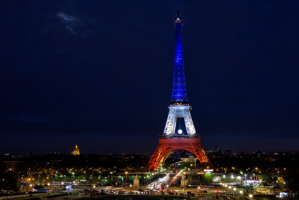 5 Places You Must Visit If You Will Travel To Paris 6 TourEiffel_BleuBlancRouge_pixinn.net_