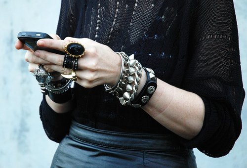 blackberry-bracelets-fashion-girls-photography-Favim.com-183464 27+ Trendy Designs Of Bracelets For Women And Girls 2020