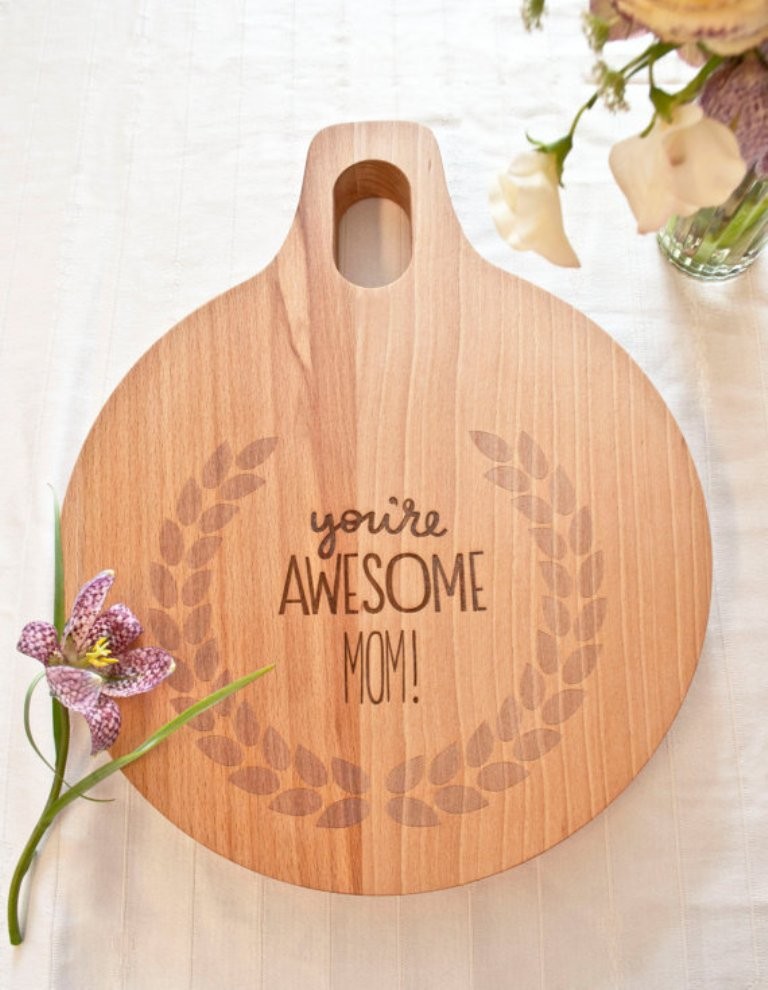 27 Most Stunning Mother's Day Gift Ideas 56 cutting board