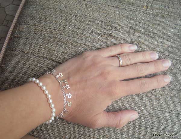 wonderful-pearl-bracelets-for-women-1-833ed 27+ Trendy Designs Of Bracelets For Women And Girls 2022