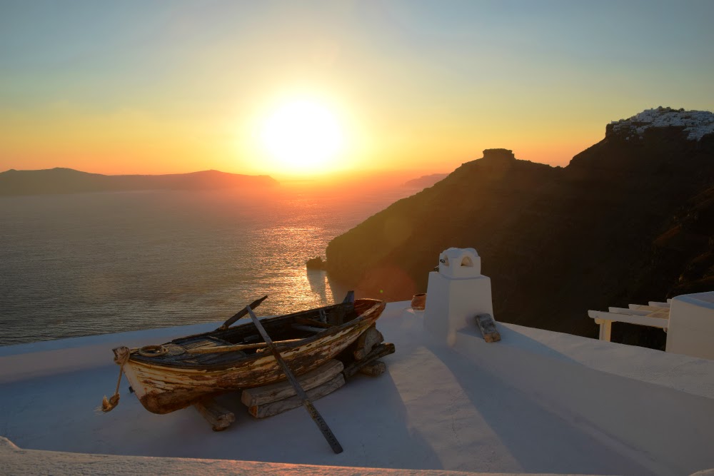 Fira-3 4 Best Places To Watch Sunset Around The World
