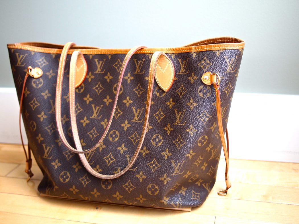 LV-neverfull 3 Top Louis Vuitton Handbags That You Must Have