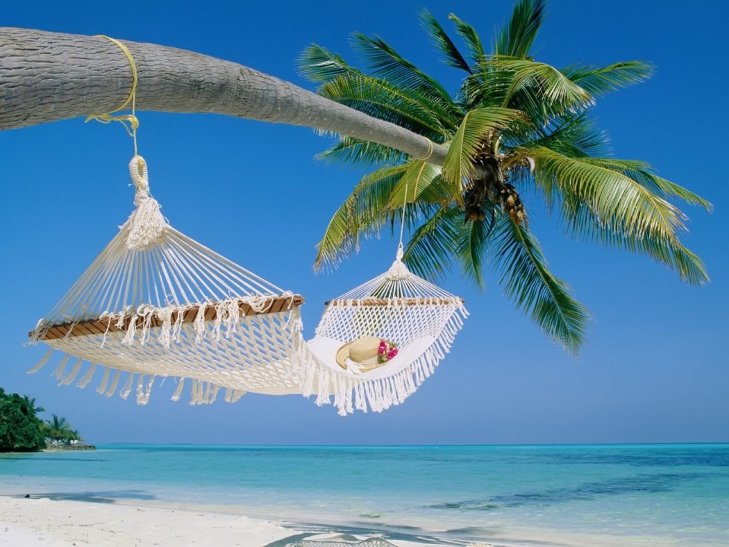 5 Most Beautiful Beaches in The World 6 maldives-8