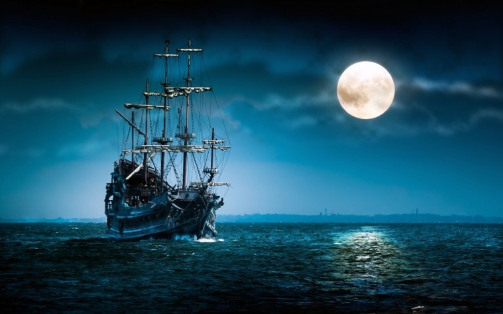 ships in the sea (2)