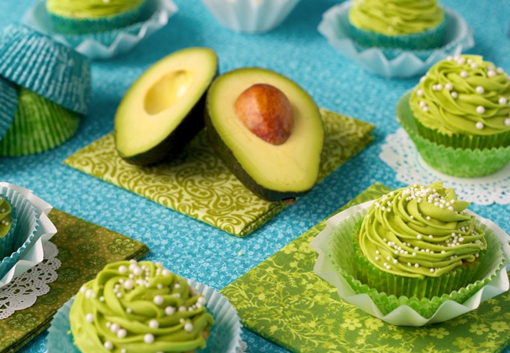 Avocado Chocolate Cake with Avocado Butter cream (2)