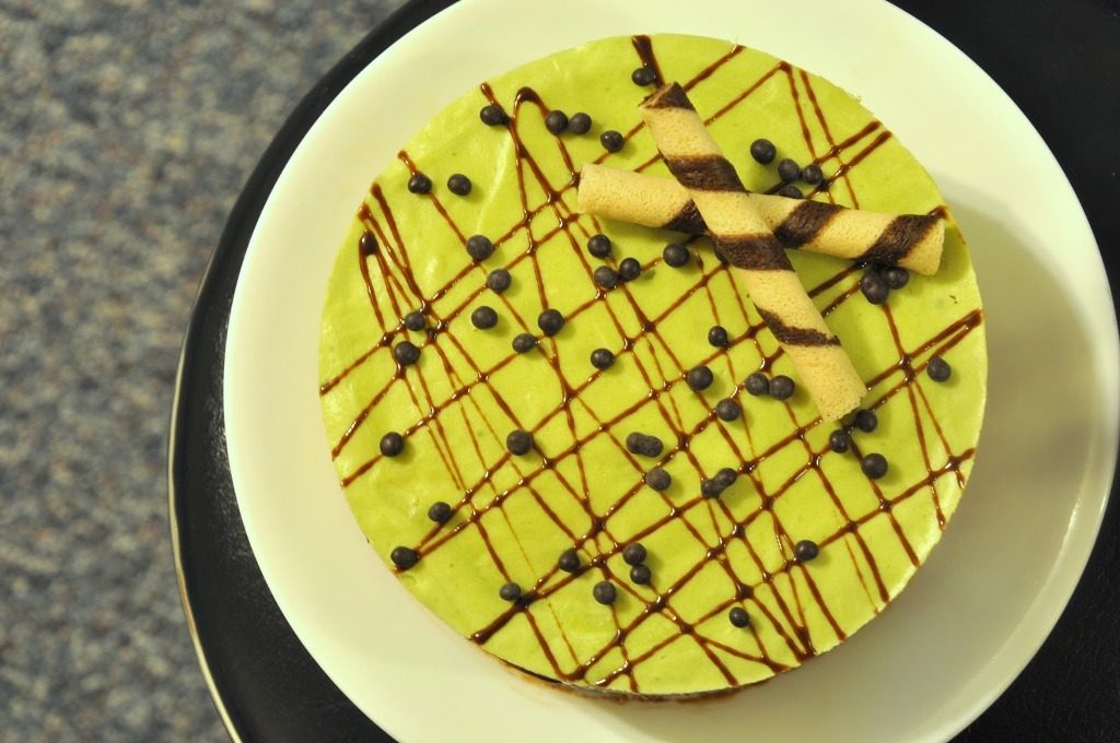 Avocado Chocolate Cake with Avocado Butter cream (6)