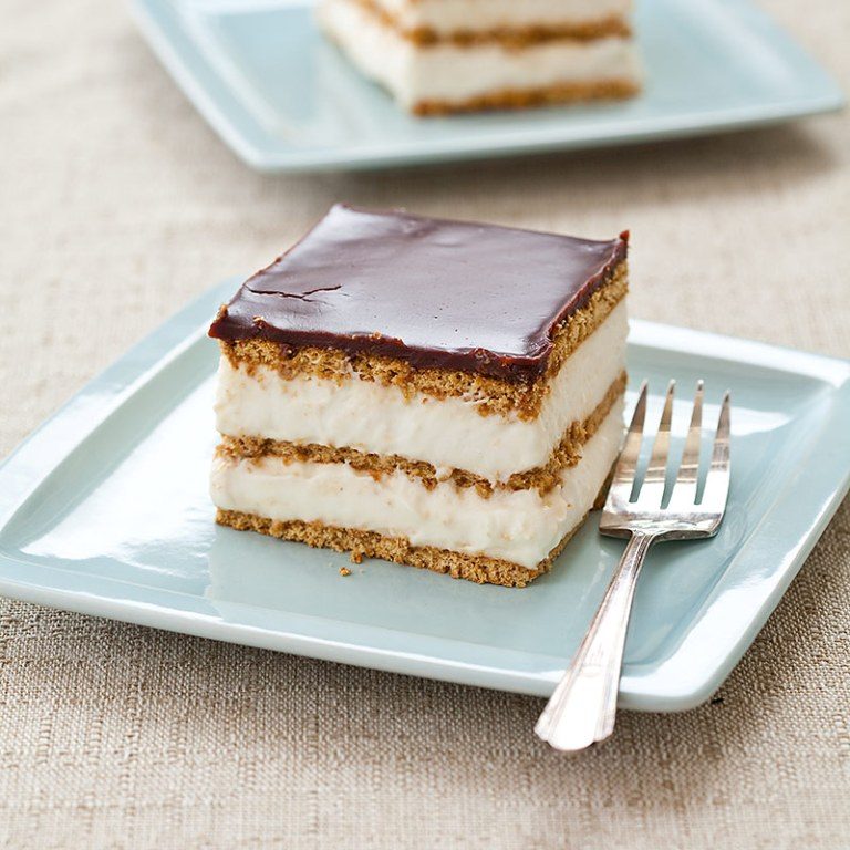 eclair-cake-and-Chocolate-Ganache 15 Most Unique Birthday Cake Recipes ... [With Images]