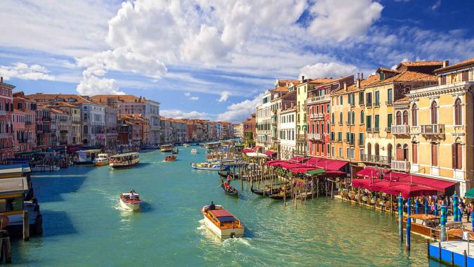 venice grand canal 1500 850 1 5 Most Romantic Getaways for You and Your Loved One - 13