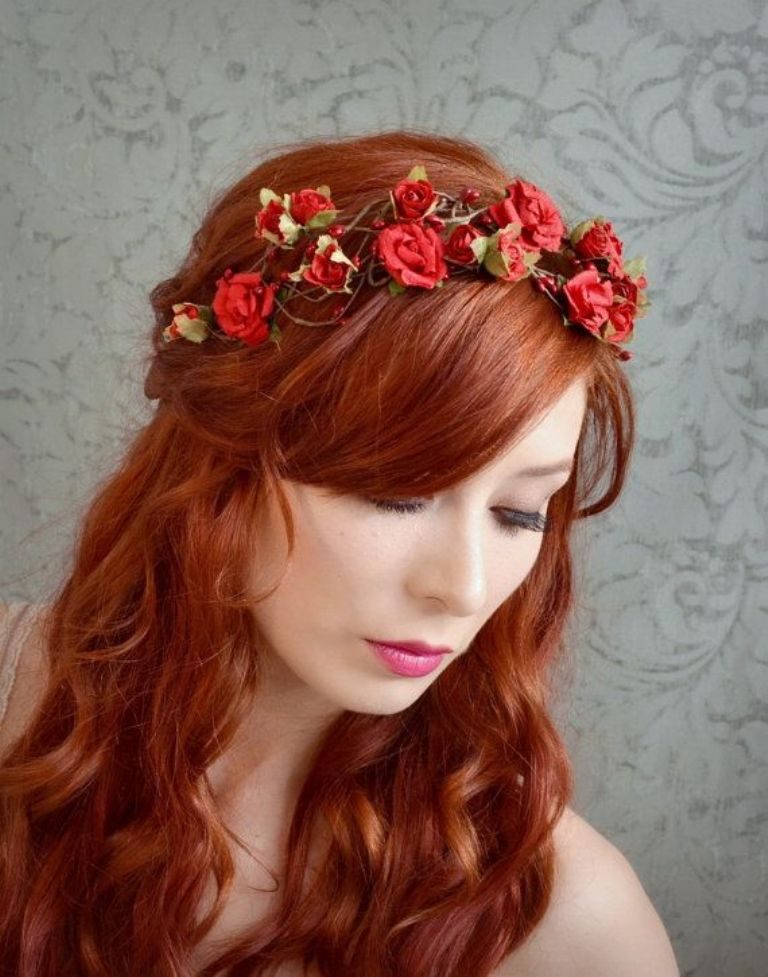 Flower-headband-3 50+ Most Creative Ideas to Put Flowers in Your Hair ...