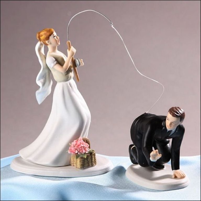 Gone-Fishing-wedding-cake-toppers-2 50+ Funniest Wedding Cake Toppers That'll Make You Smile [Pictures] ...