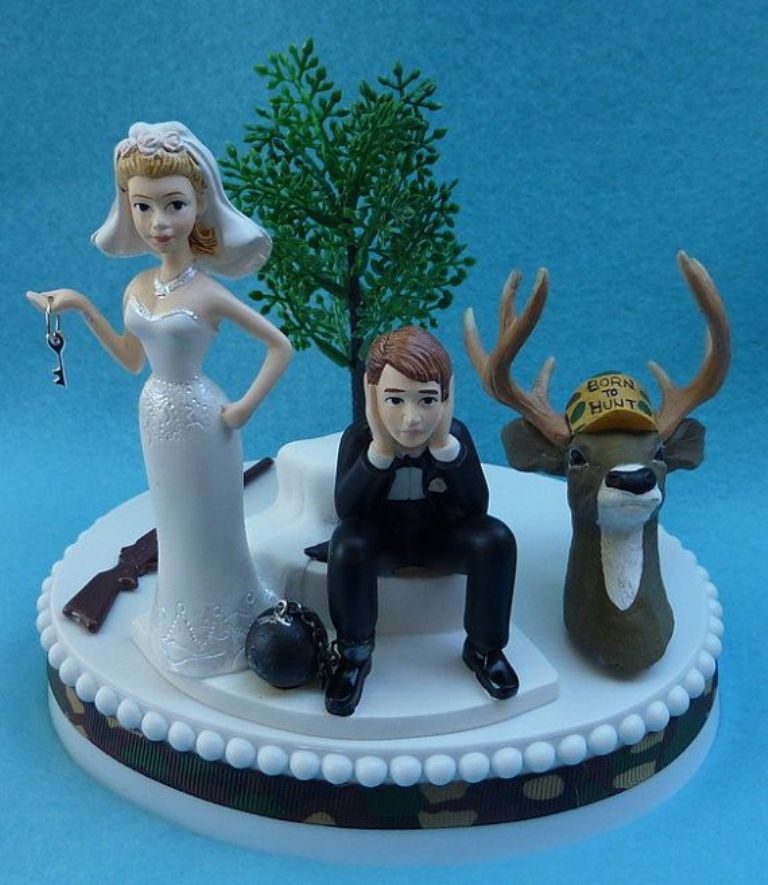 Under Ball and Chain wedding cake topper (1)