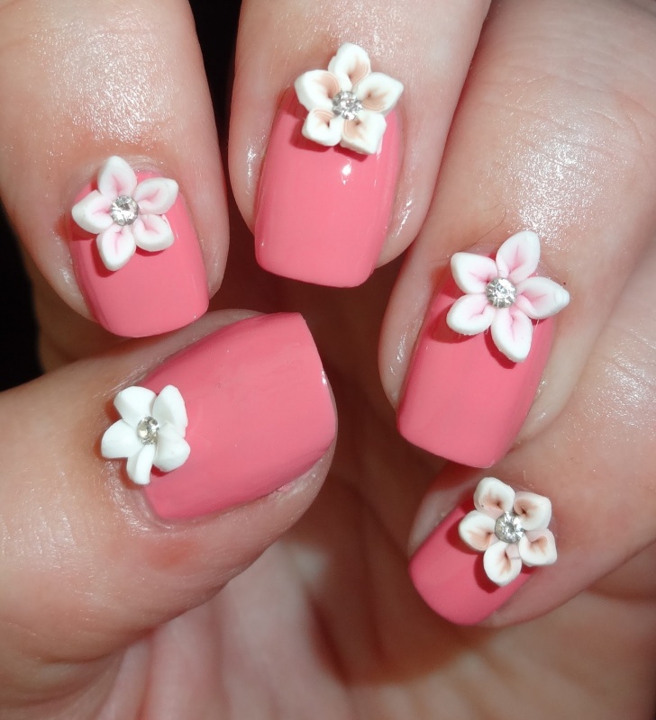 pink-flowers-3a 35 Nails Designs; How Do You Paint Your Nails?