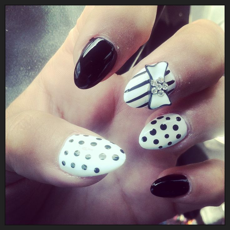 50+ Coolest Wedding Nail Design Ideas 32 05bbc1f3d6fda4db6886ace75efb72cc