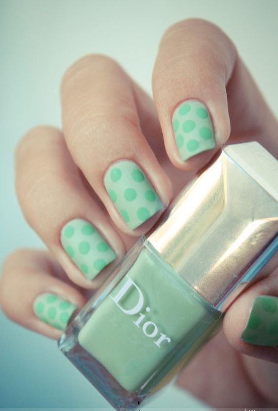 50+ Coolest Wedding Nail Design Ideas 41 6842ed2c4c7b71a0578b0af13e12e240