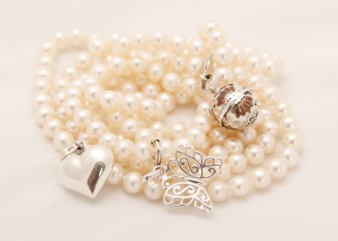 How Do You Select Gemstones For Young Girls? 64 6B66B53C4773BA4CF84A2D1F44D02C65