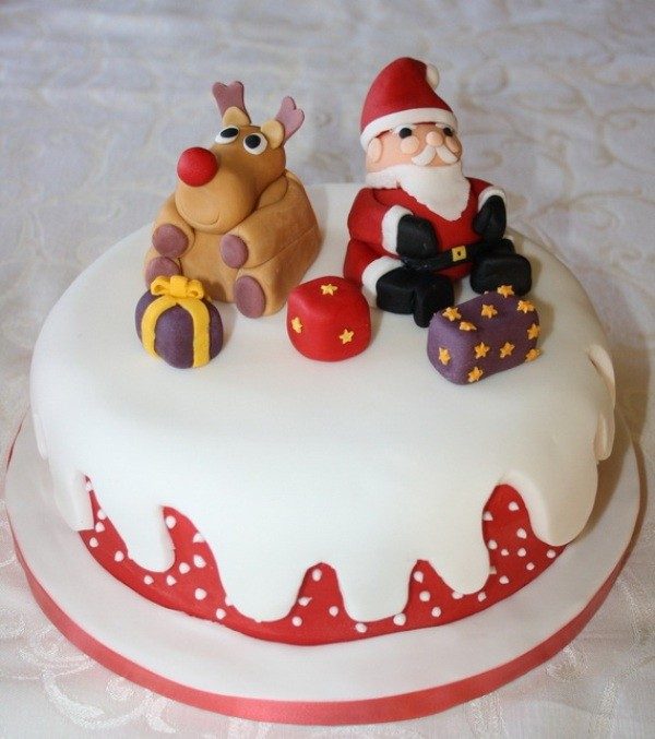 Christmas-Cake-Decoration-Ideas-2017-27 82+ Mouthwatering Christmas Cake Decoration Ideas