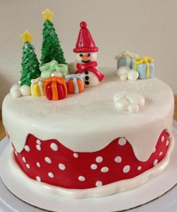 Christmas-Cake-Decoration-Ideas-2017-28 82+ Mouthwatering Christmas Cake Decoration Ideas