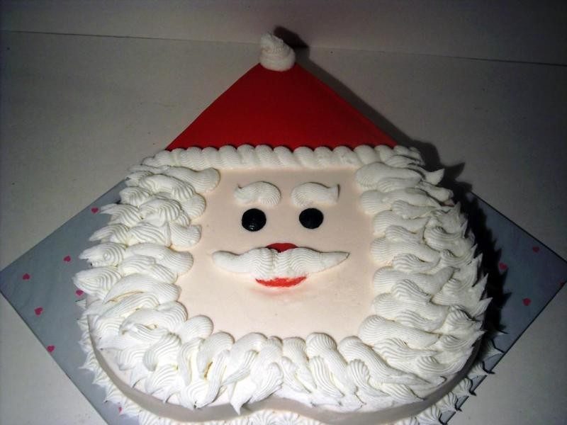 Christmas-Cake-Decoration-Ideas-2017-44 82+ Mouthwatering Christmas Cake Decoration Ideas