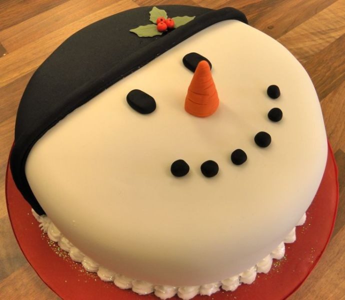 Christmas Cake Decoration Ideas 2017 (79)