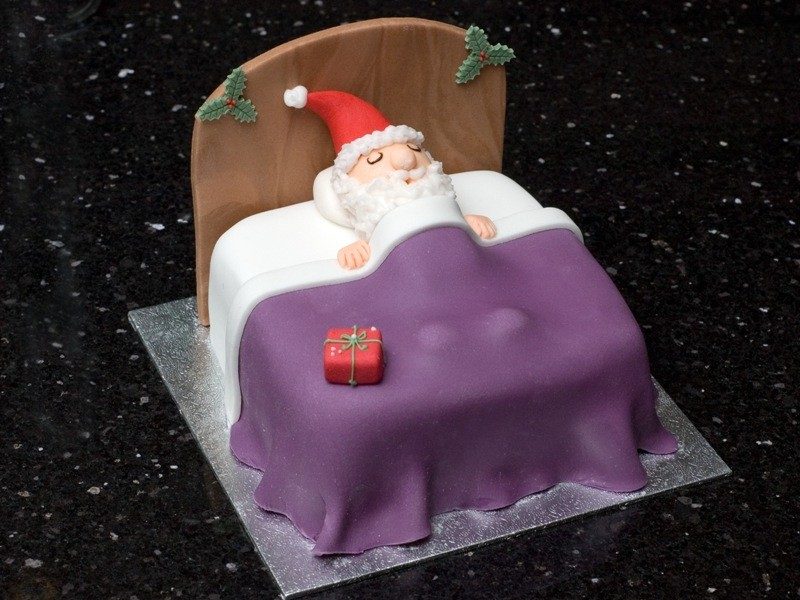 Christmas-Cake-Decoration-Ideas-2017-80 82+ Mouthwatering Christmas Cake Decoration Ideas