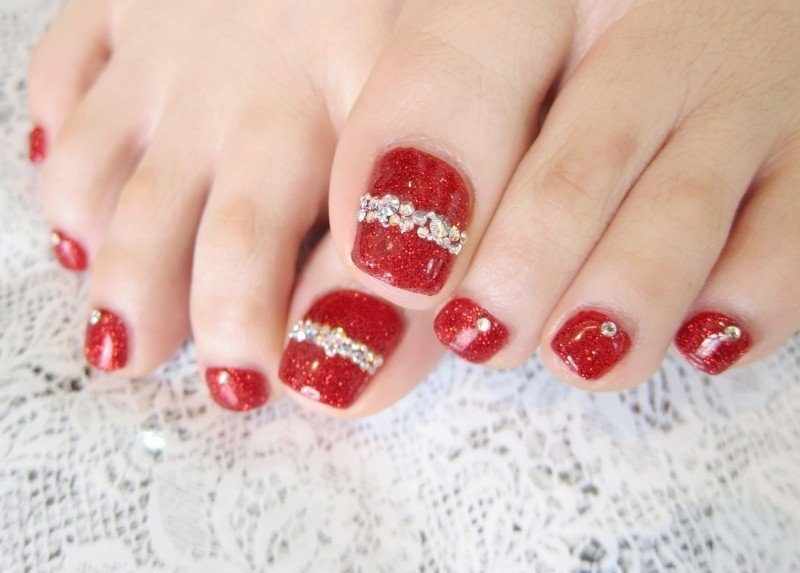 45+ Lovely Christmas Toenail Art Design Ideas 29 Christmas Toenail Art Design Ideas 2017 (27)