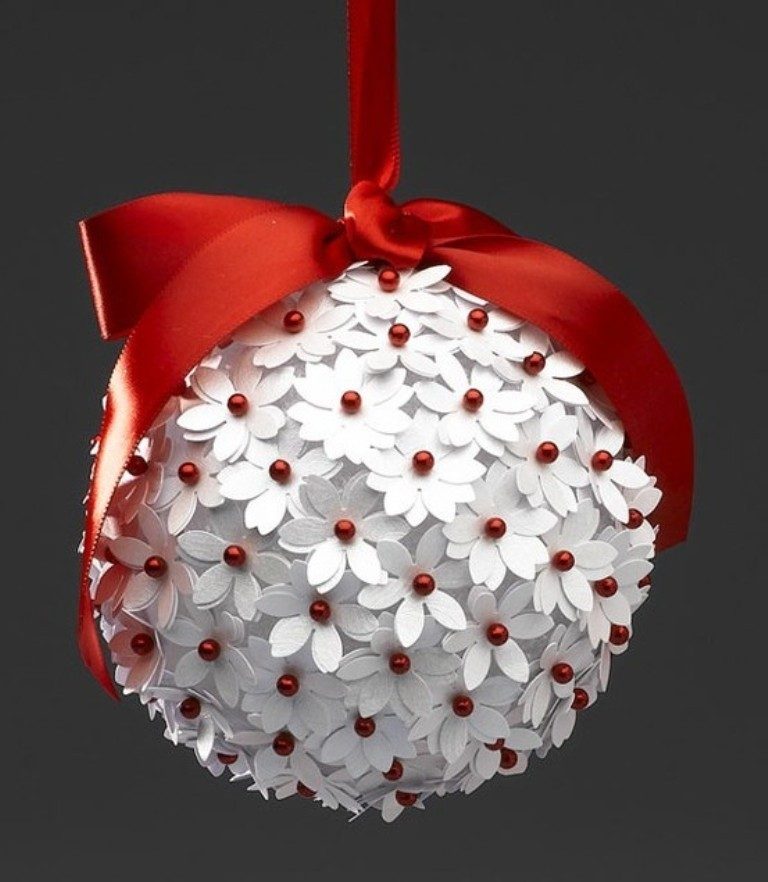 67 Adorable Handmade Christmas Decoration Ideas 54 Handmade Christmas Decoration Ideas 2017 (52)