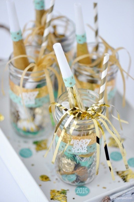 84+ Awesome New Year's Eve Decorating Ideas 16 New Years Eve 2017 Decorating Ideas (14)