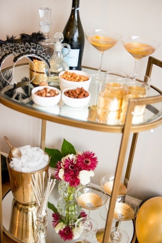 84+ Awesome New Year's Eve Decorating Ideas 19 New Years Eve 2017 Decorating Ideas (17)