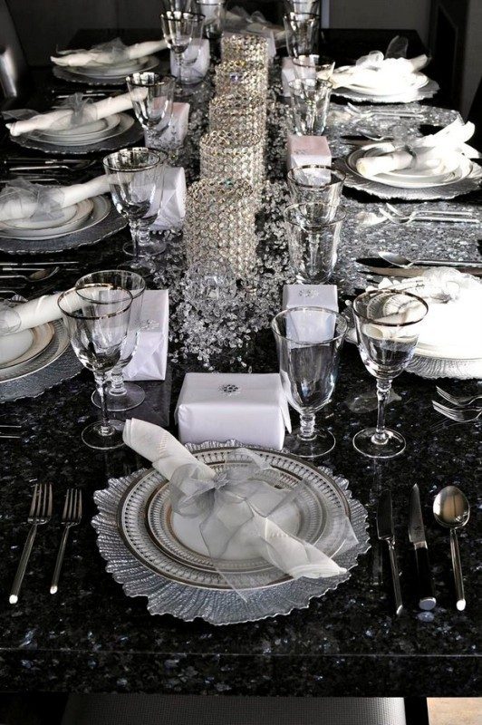 84+ Awesome New Year's Eve Decorating Ideas 21 New Years Eve 2017 Decorating Ideas (19)