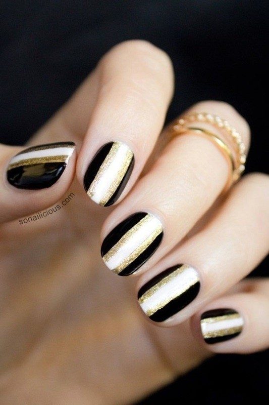 89+ Astonishing New Year's Eve Nail Design Ideas for Winter 13 New Years Eve Nail Art Design Ideas 2017 (11)