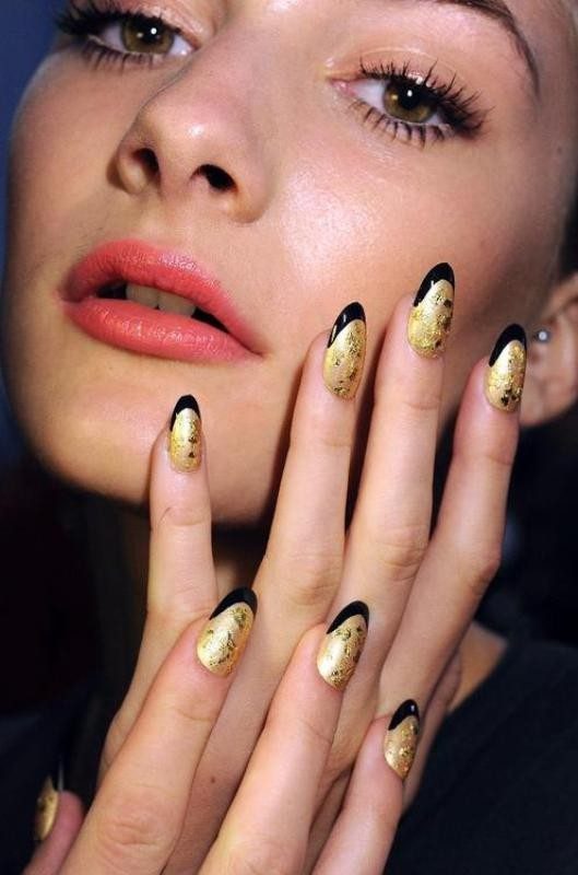 89+ Astonishing New Year's Eve Nail Design Ideas for Winter 15 New Years Eve Nail Art Design Ideas 2017 (13)