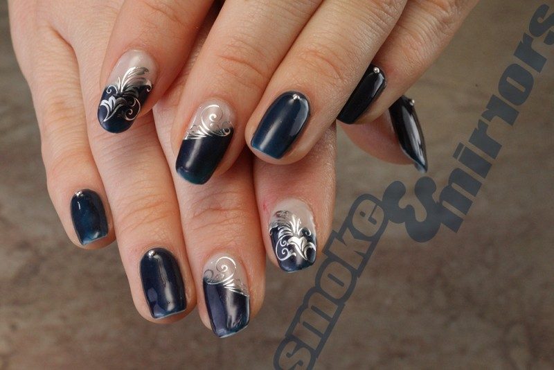 89+ Astonishing New Year's Eve Nail Design Ideas for Winter 49 New Years Eve Nail Art Design Ideas 2017 (47)