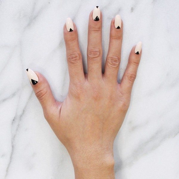 89+ Astonishing New Year's Eve Nail Design Ideas for Winter 60 New Years Eve Nail Art Design Ideas 2017 (58)