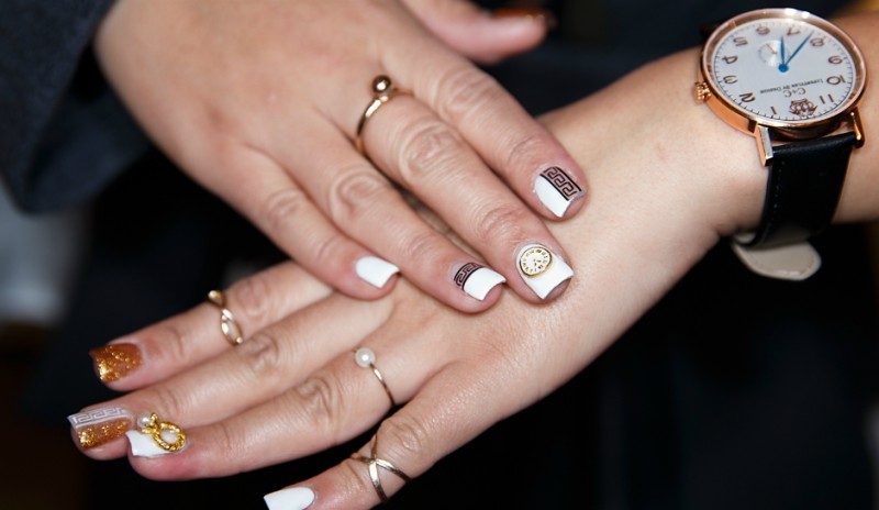 89+ Astonishing New Year's Eve Nail Design Ideas for Winter 76 New Years Eve Nail Art Design Ideas 2017 (74)