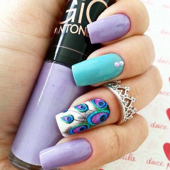 36 Easiest Feather Nail Art Designs 26 243368980489897abf4d42d1a5e41f13