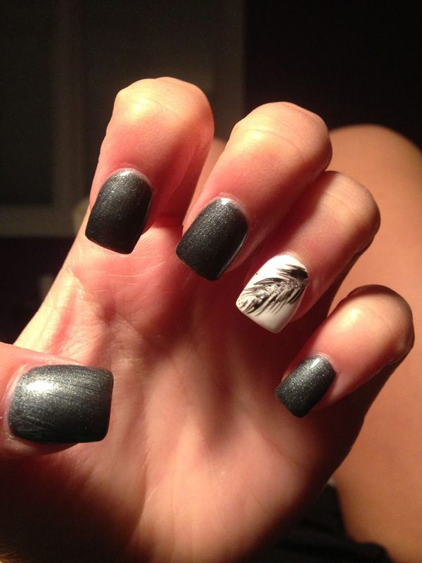 36 Easiest Feather Nail Art Designs 8 34-Feather-nail-art